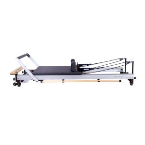C8 Pro Pilates Reformer van Align-Pilates met 8 PU wielen