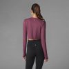 Long sleeve Tavi Noir nu te koop bij Yoga-Pilatesshop.nl! Long sleeve Tavi Noir nu te koop bij Yoga-Pilatesshop.nl!