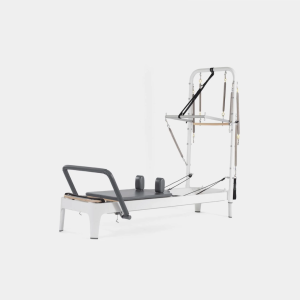 Allegro Reformer met Tower en Mat - Volledige Pilates workout in beperkte ruimte | Balanced Body