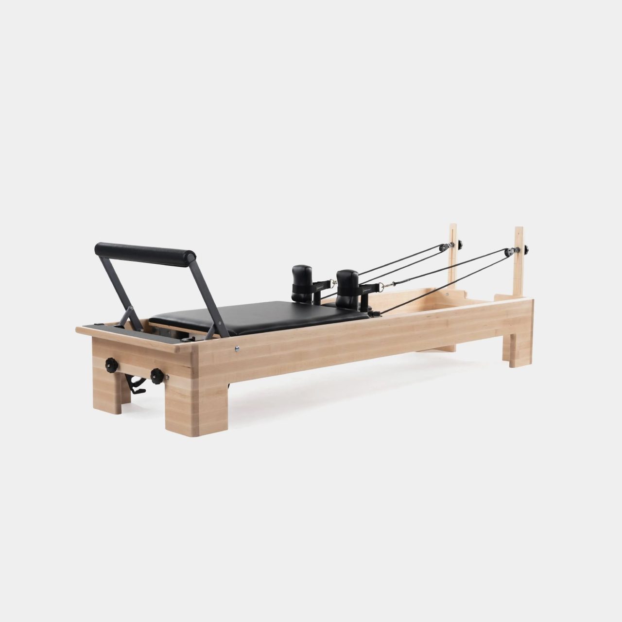 Studio Reformer® - Iconische en veelzijdige Pilates reformer | Balanced Body Studio Reformer® - Iconische en veelzijdige Pilates reformer | Balanced Body